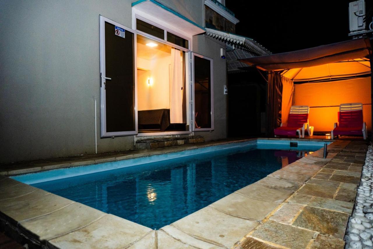 Villa Piscines Privees Et Chauffees, Private Heated Pools Grand Baie Exterior foto